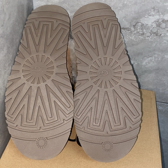 UGG DISQUETTE ALPINE - Picture 5 of 5